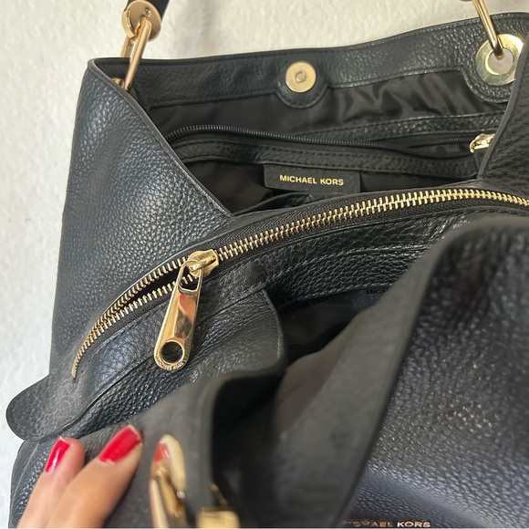 Michael Kors Black Leather Shoulder Bag - Picture 3 of 3